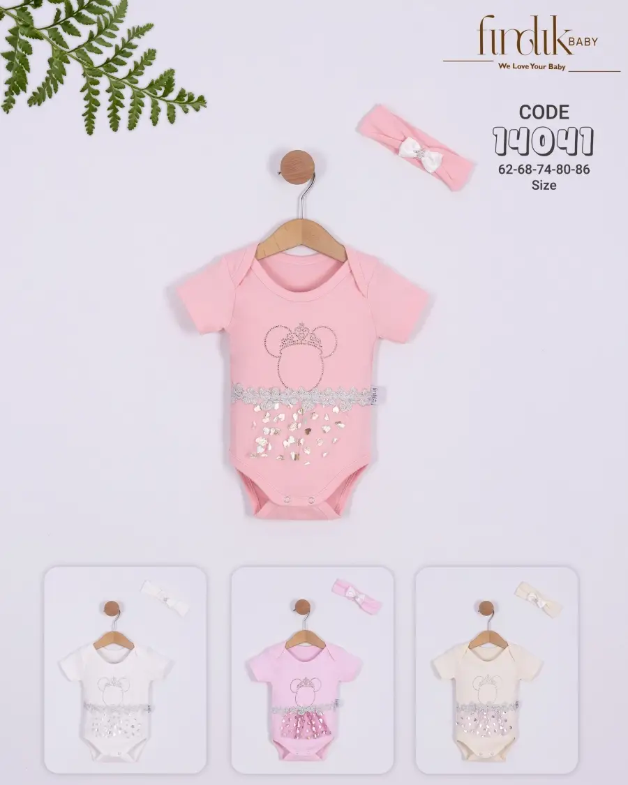 Боди с короткими рукавами и кружевом