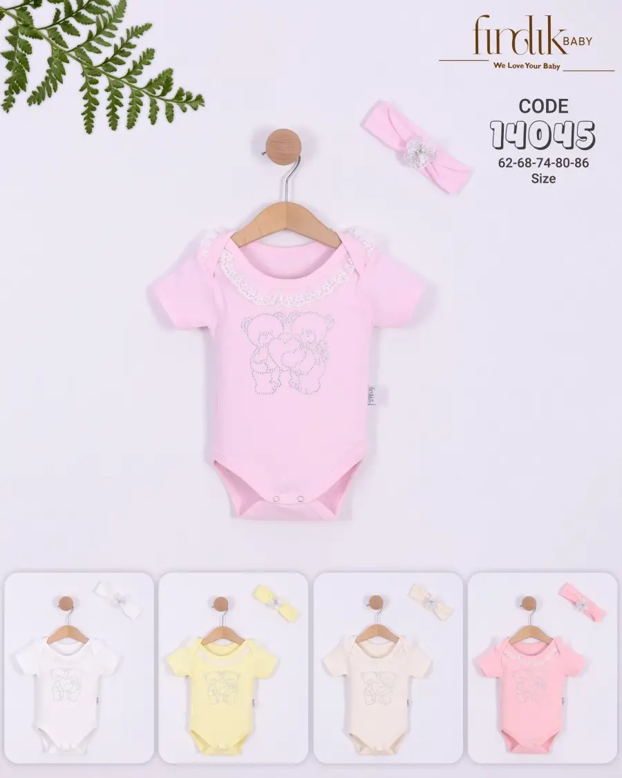 Боди с короткими рукавами и кружевом